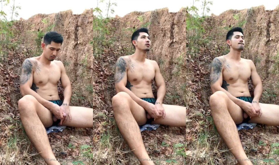 โรม ภานุพงศ์ ไปนั่งชักว่าวเล่นในป่า ถ่ายคลิป Content 18+ ลงOnlyfans เงี่ยนได้อีก