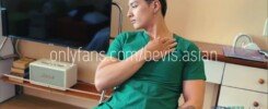 บุรุษพยาบาลคนนี้เขาดูคันมากเลยนะครับ นายบีวิสทำงานอยู่แต่รู้สึกเงี่ยนควยขึ้นมา คงต้องเอาน้ำออกสักหน่อย